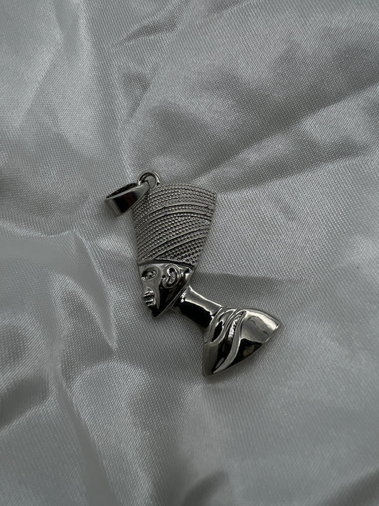 Nefertiti Pendant
