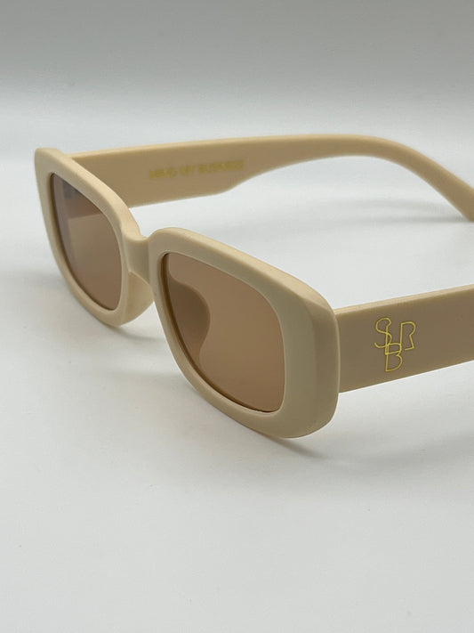 MIND MY BUSINESS - CRÈME