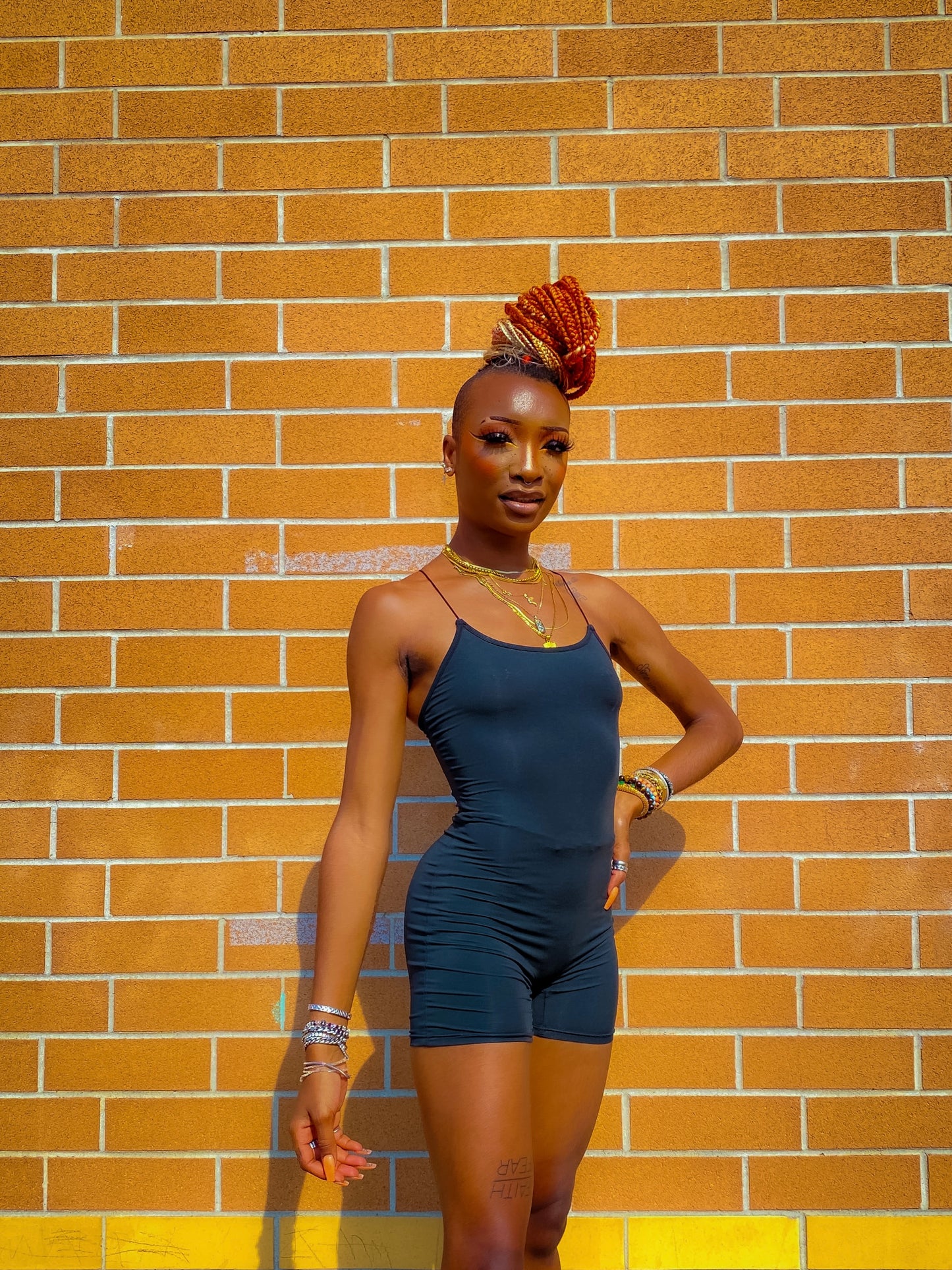 LIL VYBE.