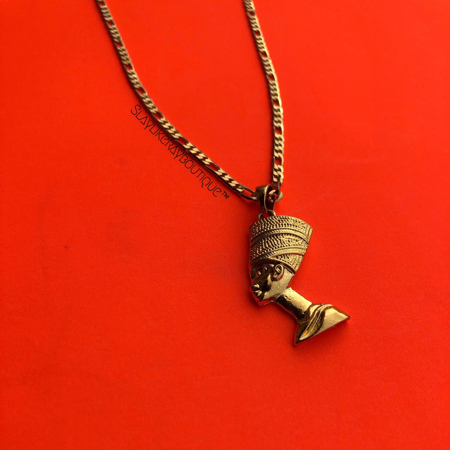 NEFERTITI.