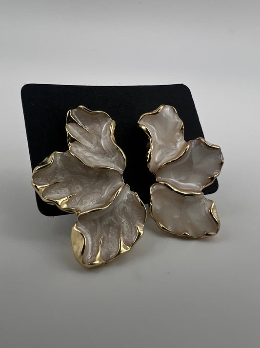 Gilded Flora